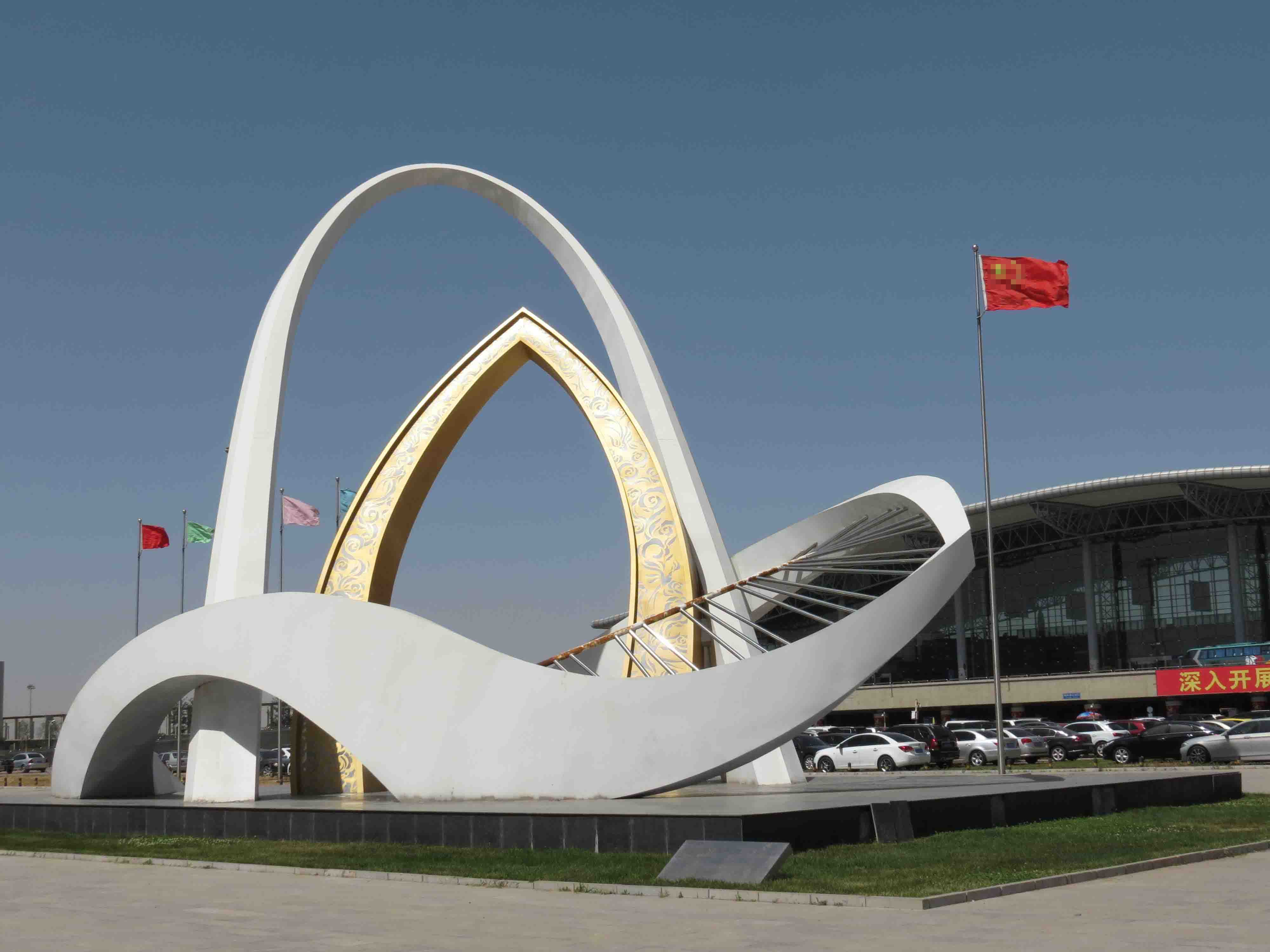 機(jī)場(chǎng)景觀雕塑，機(jī)場(chǎng)不銹鋼標(biāo)志，廣場(chǎng)大型標(biāo)志