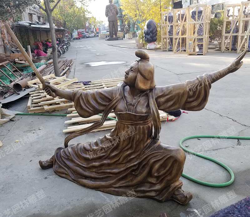 舞劍銅人物雕塑，古代銅人物雕塑